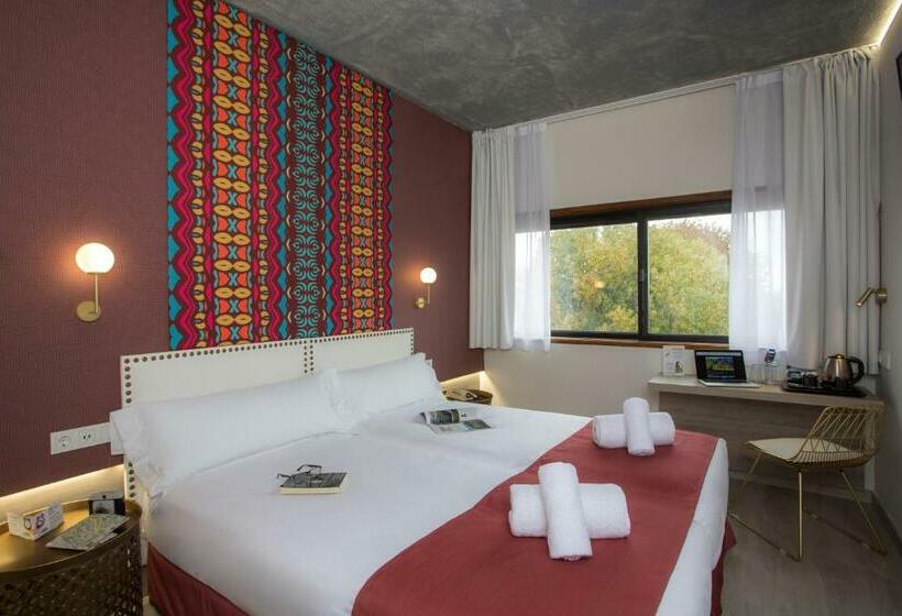 اتاق استاندارد, Casual Inca Porto