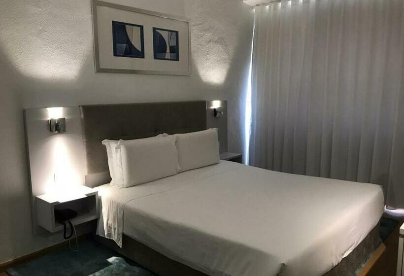 اتاق استاندارد, Excelsior