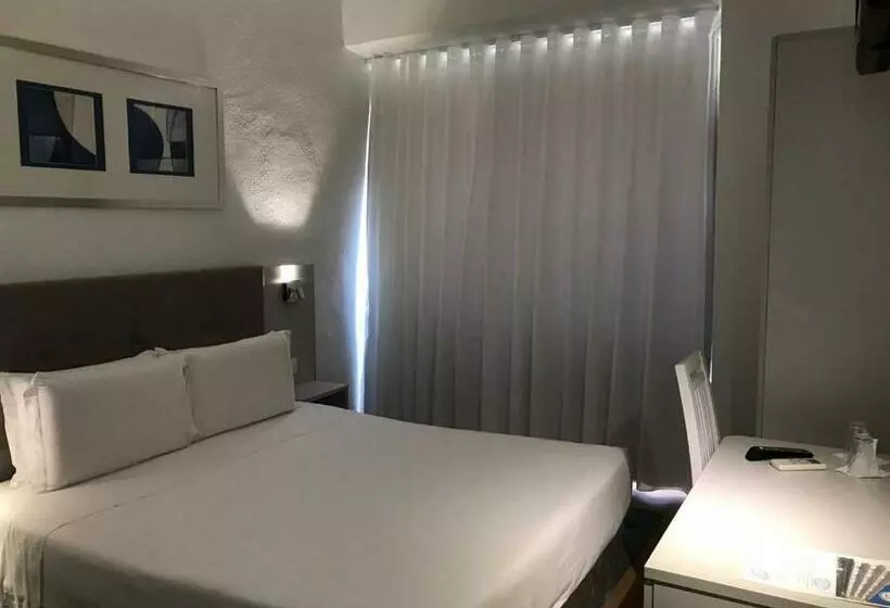 اتاق استاندارد, Excelsior