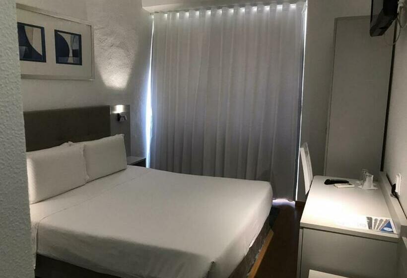 اتاق استاندارد, Excelsior