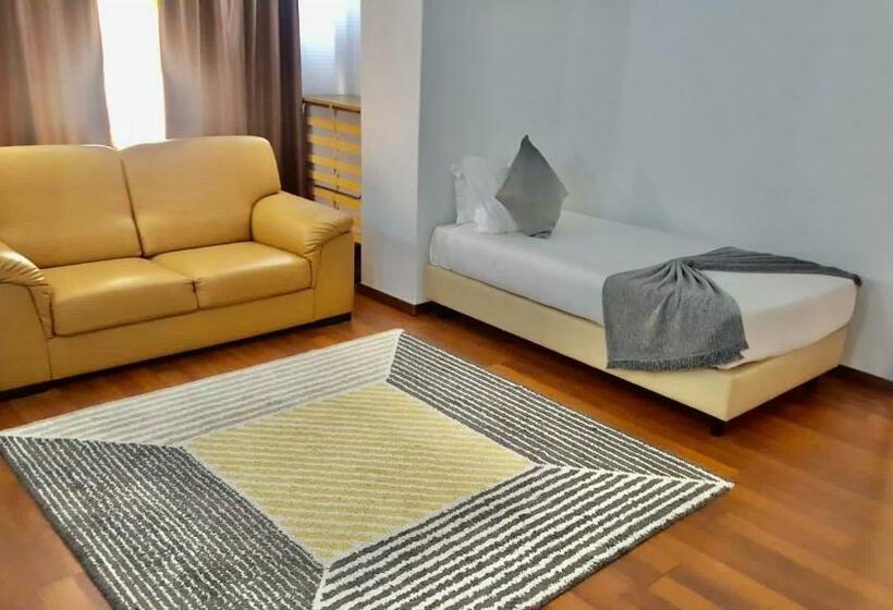 اتاق استاندارد چهار تخته, Excelsior