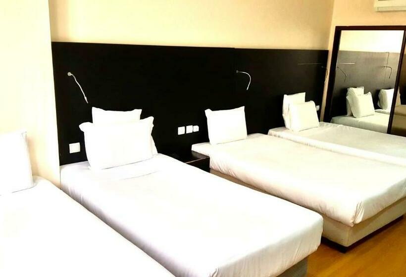 اتاق استاندارد چهار تخته, Excelsior