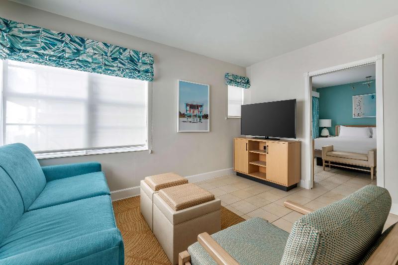 اتاق استاندارد چهار تخته, Excelsior