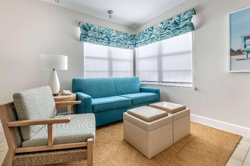 اتاق استاندارد چهار تخته, Excelsior