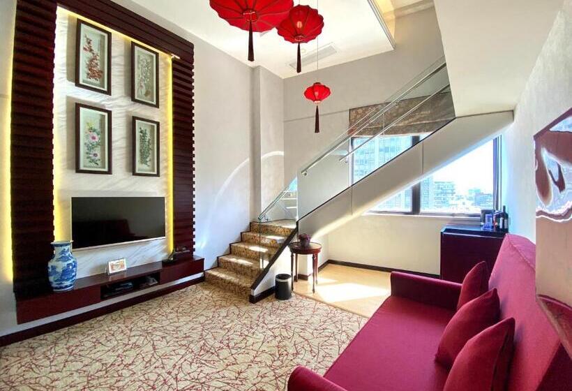 سوییت دوبلکس, Metropole