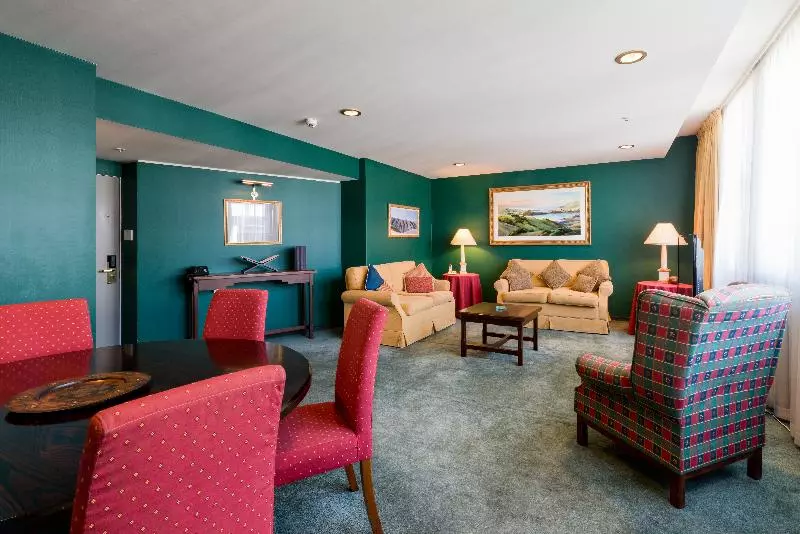 キングサイズベッドのスイートルーム, Scenic Hotel Southern Cross