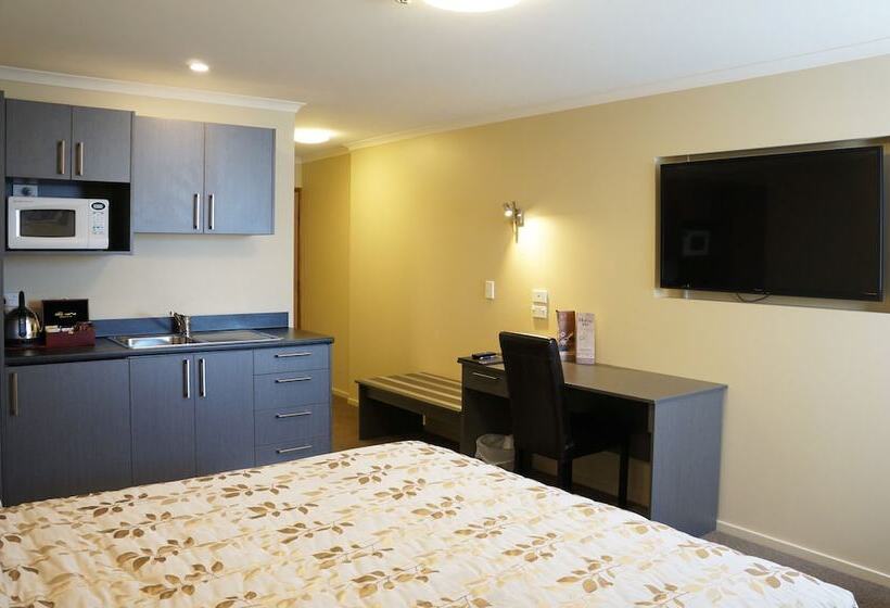 Номер Deluxe, The Victoria Hotel Dunedin