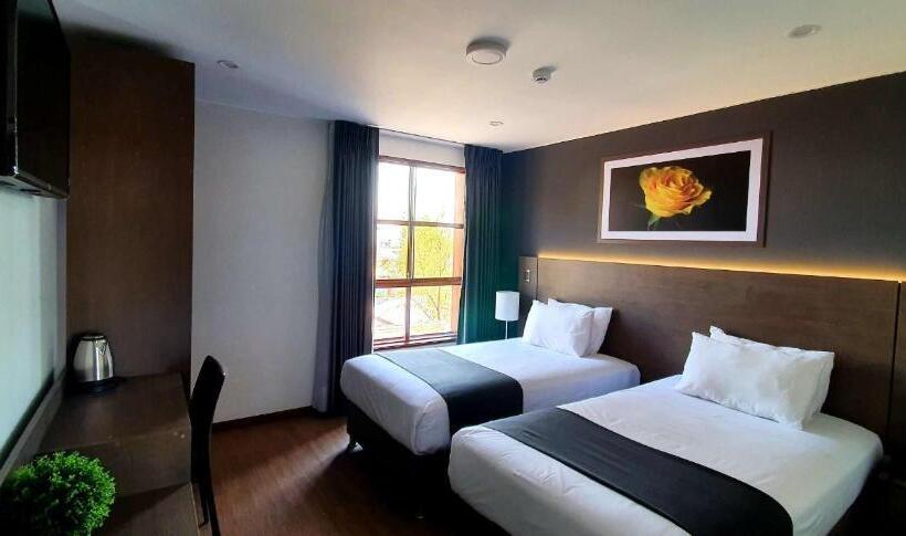 スーペリアールーム, Viza