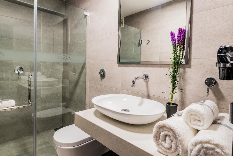 スーペリアールーム, Viza