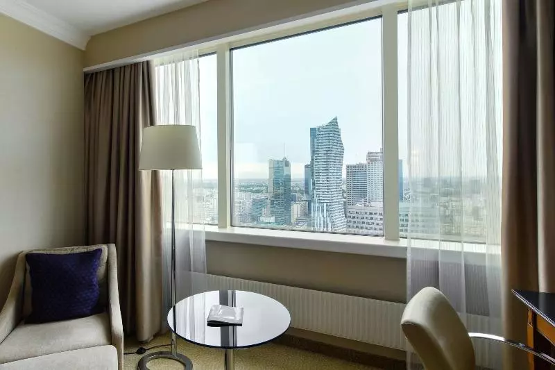 デラックスルーム, Warsaw Presidential