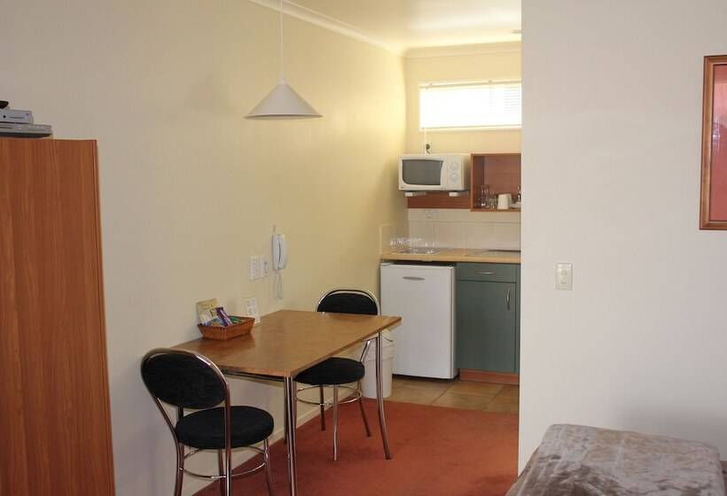 חדר סטודיו סטנדרד, Bk S Egmont Motor Lodge