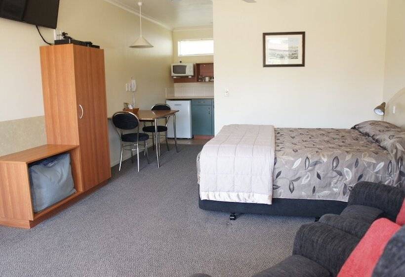 חדר סטודיו סטנדרד, Bk S Egmont Motor Lodge