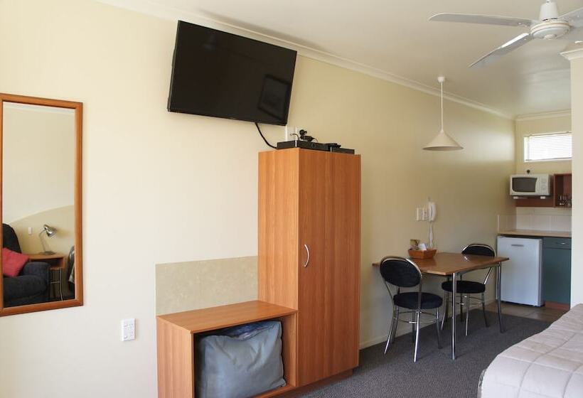חדר סטודיו סטנדרד, Bk S Egmont Motor Lodge