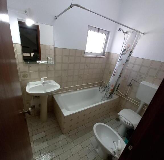 Номер Стандарт Трехместный, Dbv Guesthouse