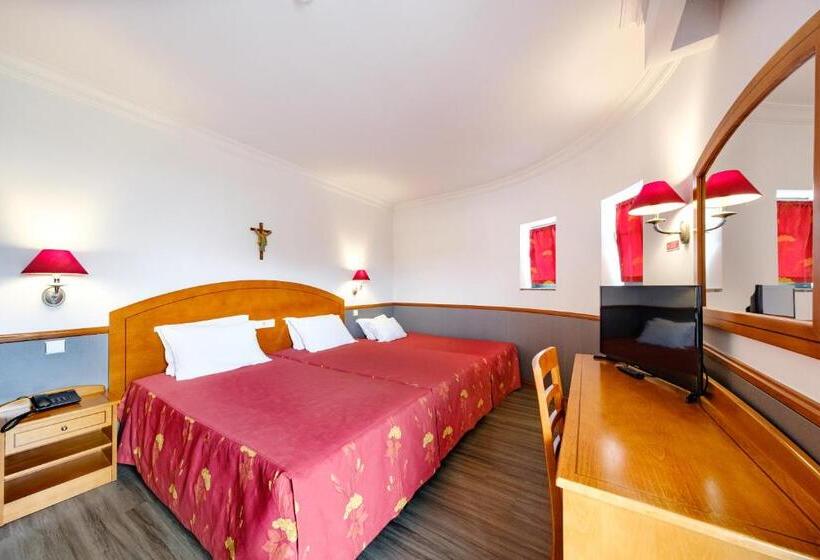 Номер Стандарт Трехместный, Santo Amaro   Sa Hotels