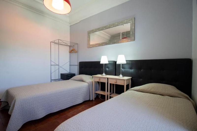 اتاق استاندارد, V Dinastia