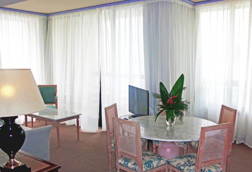 سوییت جونیور, Pestana Bahia Praia Nature & Beach Resort