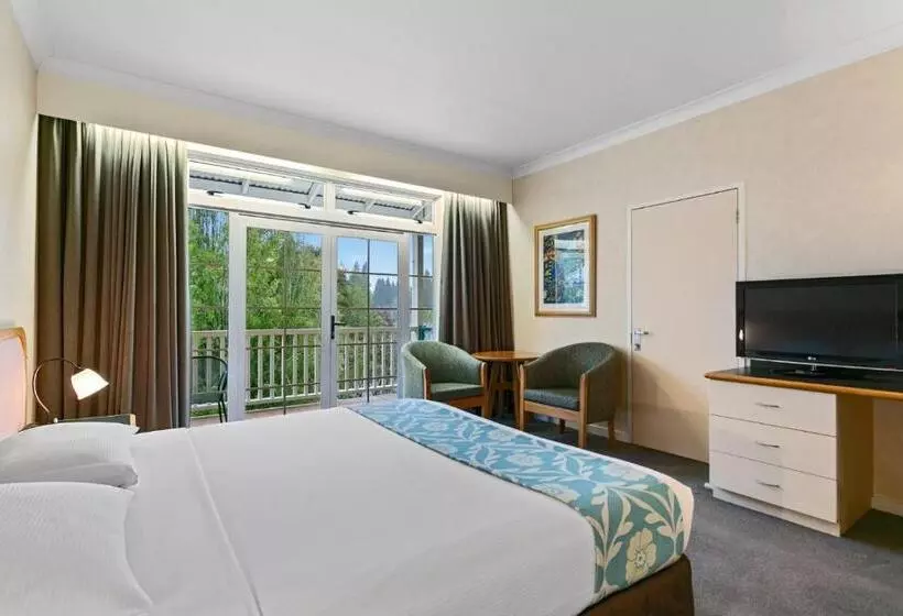 キングサイズベッドのスタンダードルーム, Wairakei Resort Taupo