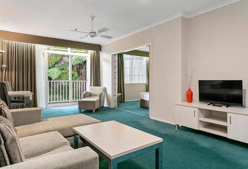 سوییت جونیور, Wairakei Resort Taupo
