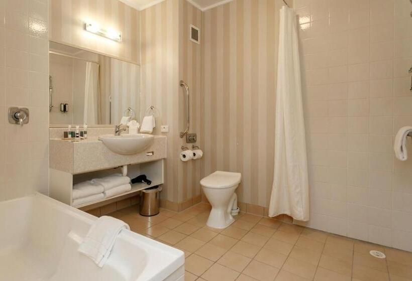 Полулюкс, Wairakei Resort Taupo