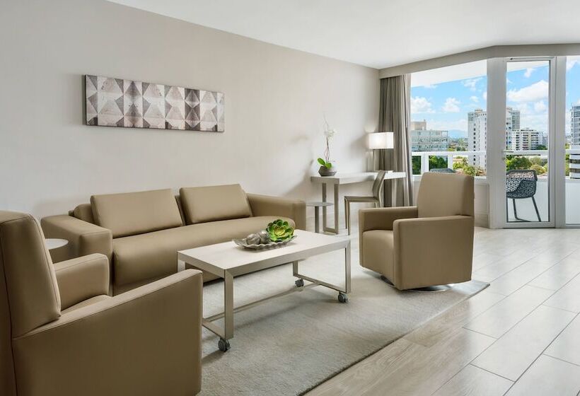 سوئیت با بالکن, Ac Hotel By Marriott San Juan Condado