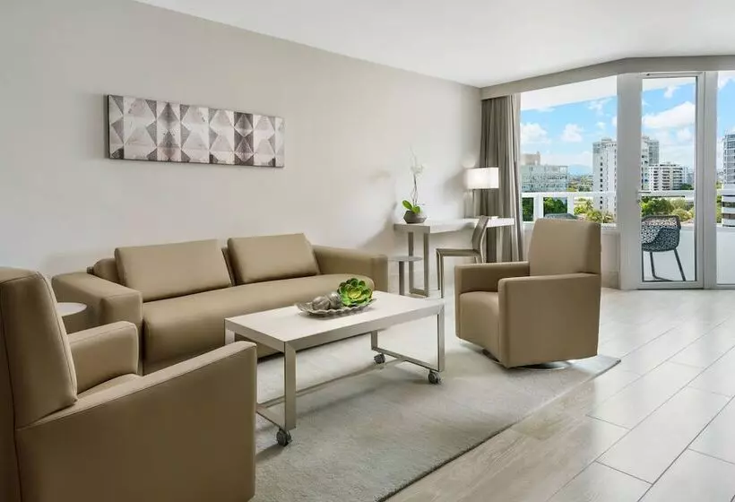 سوئیت با بالکن, Ac Hotel By Marriott San Juan Condado