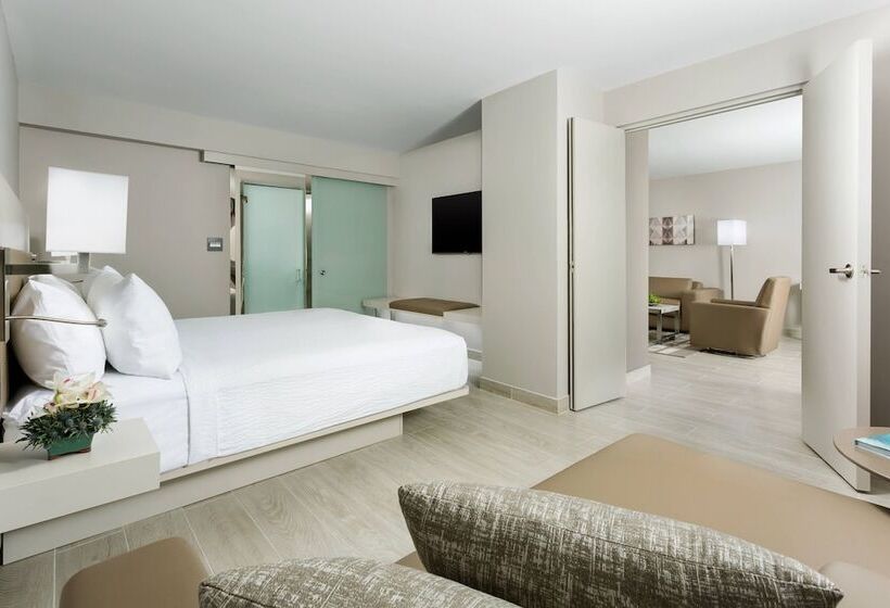 سوئیت با بالکن, Ac Hotel By Marriott San Juan Condado