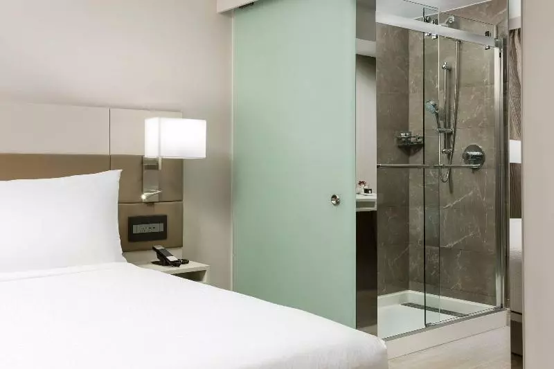 سوئیت با تخت بزرگ, Ac Hotel By Marriott San Juan Condado