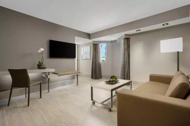 سوئیت با تخت بزرگ, Ac Hotel By Marriott San Juan Condado