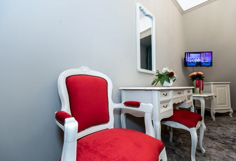 اتاق لوکس یک تخته, Grand Hotel Traian