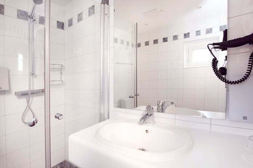 标准间, Clarion Collection Hotel Temperance