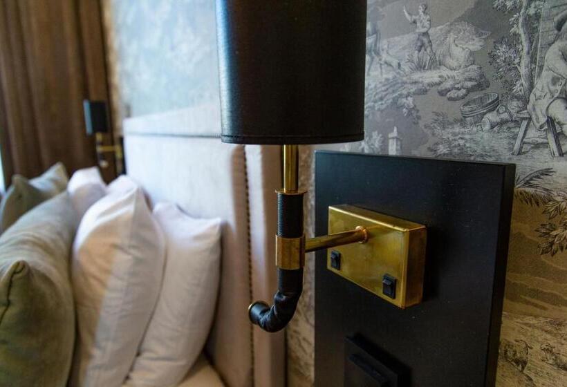 Полулюкс, Continental Du Sud