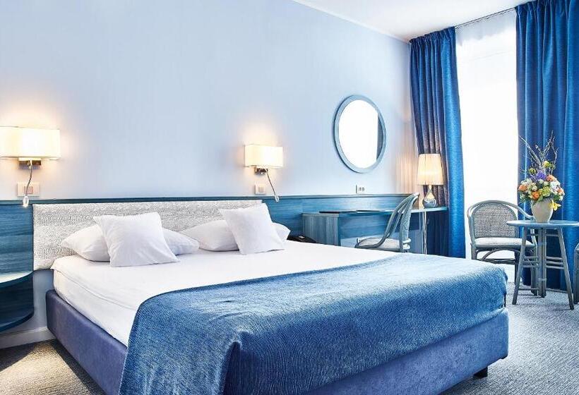 スタンダードルーム, Continental Forum Arad