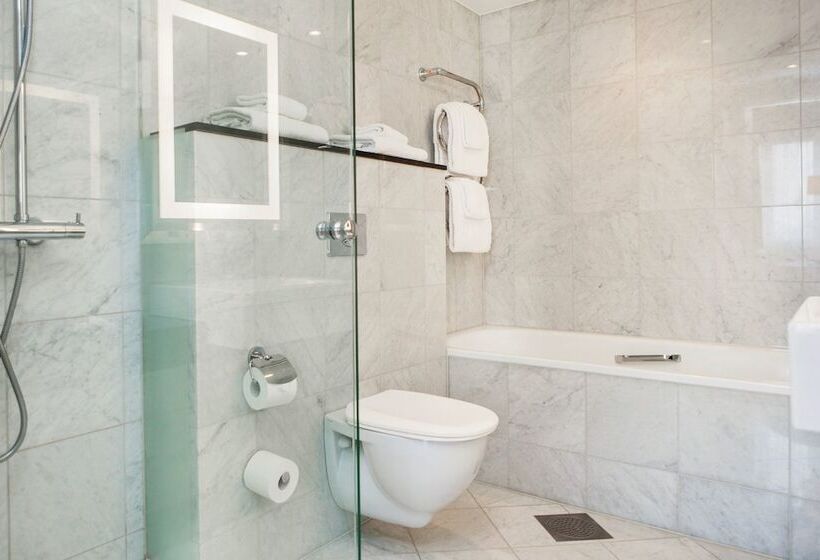 סוויטה, Elite Park Avenue