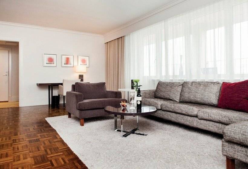 סוויטה, Elite Park Avenue