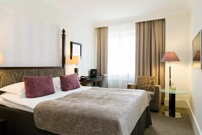 اتاق استاندارد, Elite Park Avenue