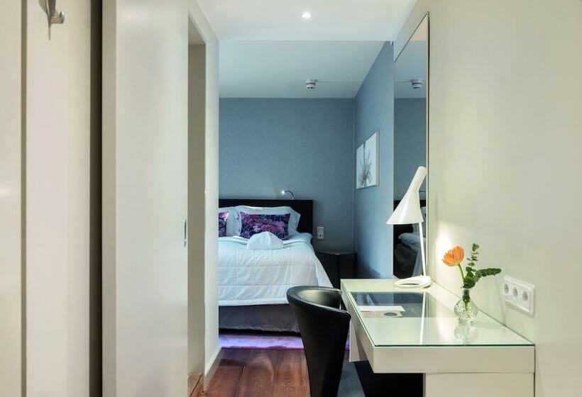 디럭스 룸, Elite Hotel Stockholm Plaza