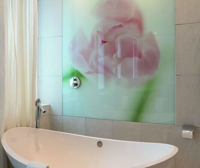 스위트, Elite Hotel Stockholm Plaza