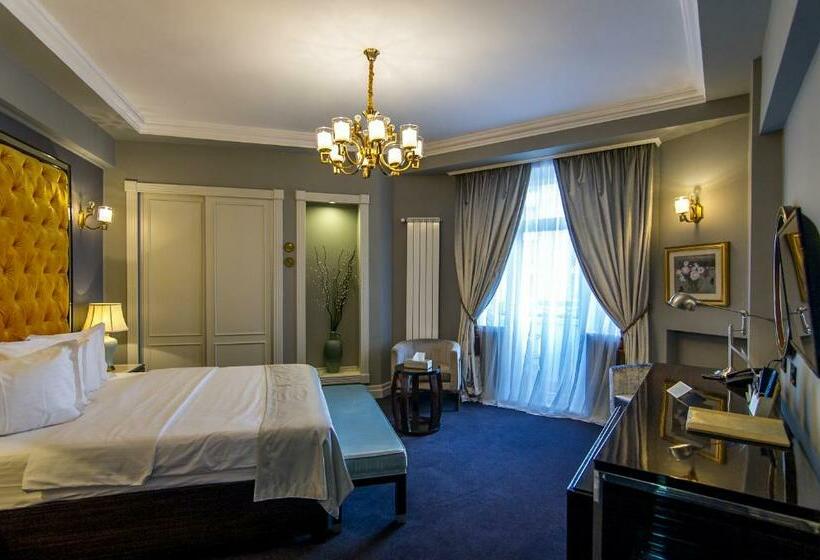 اتاق لوکس با تخت بزرگ, Lido By Phoenicia