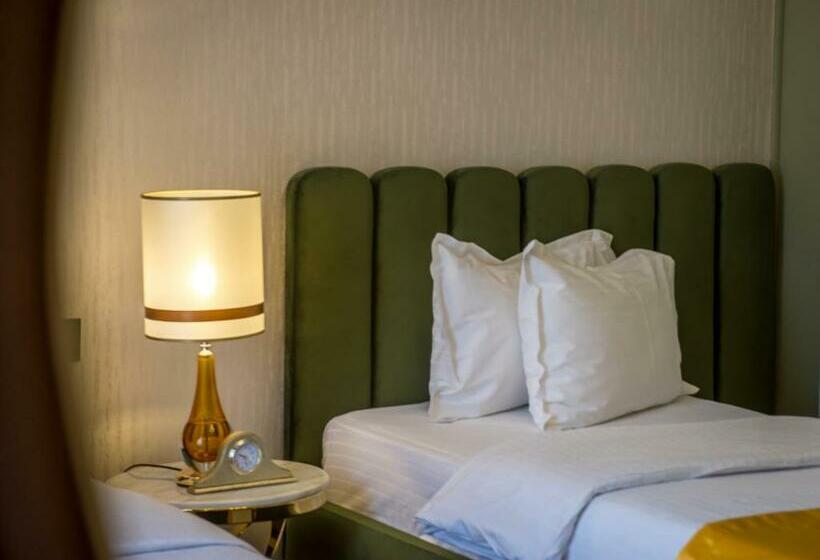 اتاق لوکس, Lido By Phoenicia