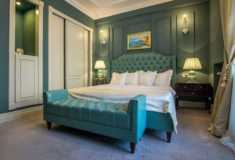 اتاق لوکس, Lido By Phoenicia