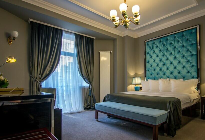 اتاق لوکس, Lido By Phoenicia