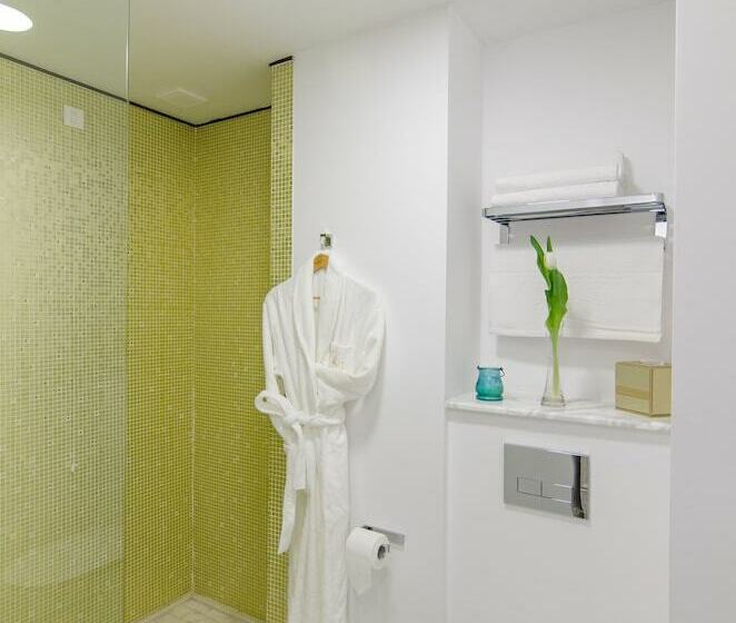 اتاق لوکس, Lido By Phoenicia