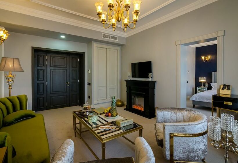 سوییت اجرایی, Lido By Phoenicia