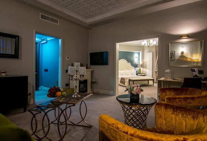 سوییت اجرایی, Lido By Phoenicia