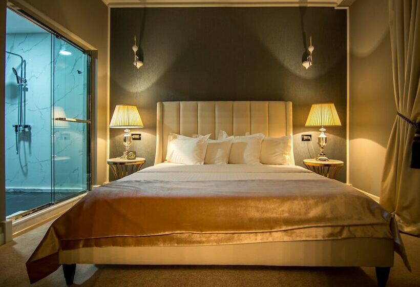 سوییت اجرایی, Lido By Phoenicia