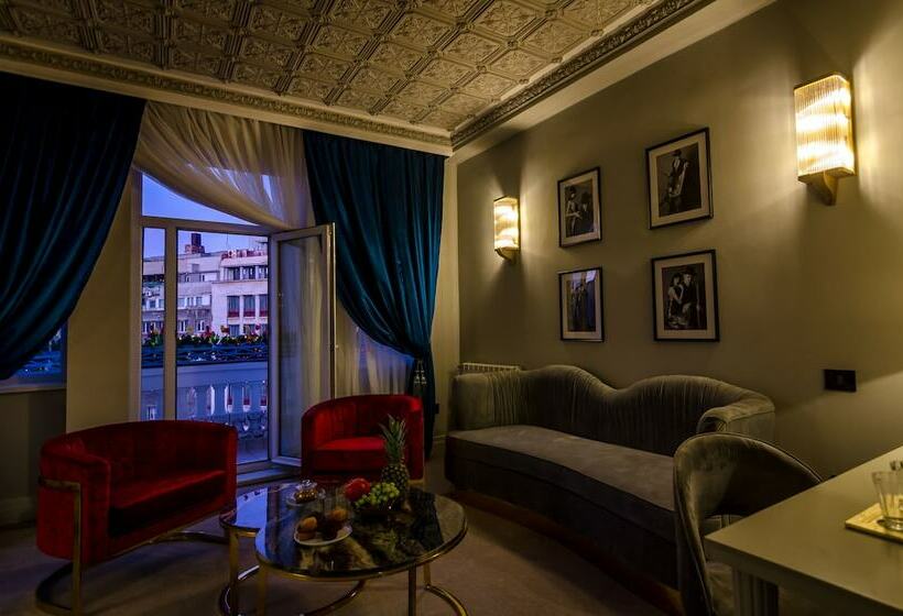 سوییت اجرایی, Lido By Phoenicia