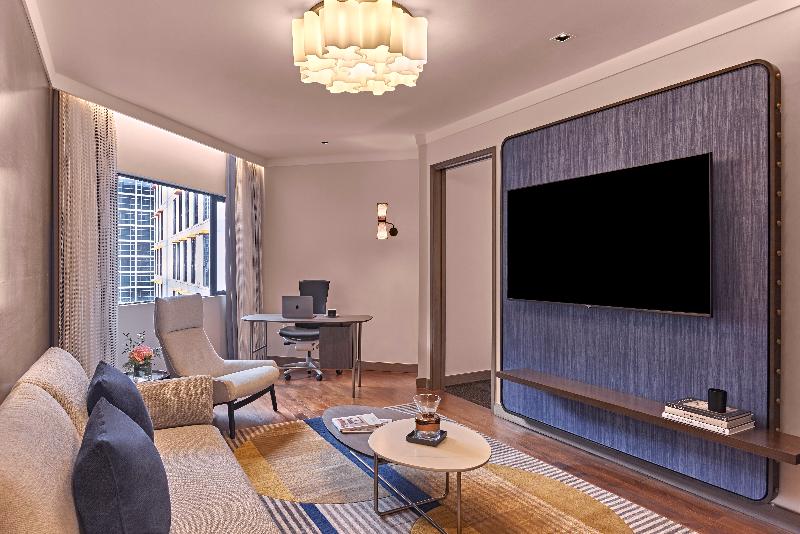 Suite King Bed, Pullman Singapore Orchard