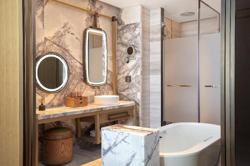 Suite, Pullman Singapore Orchard