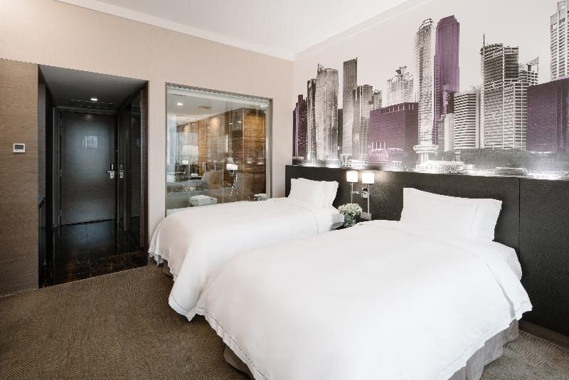 Premium Room, Pullman Singapore Orchard